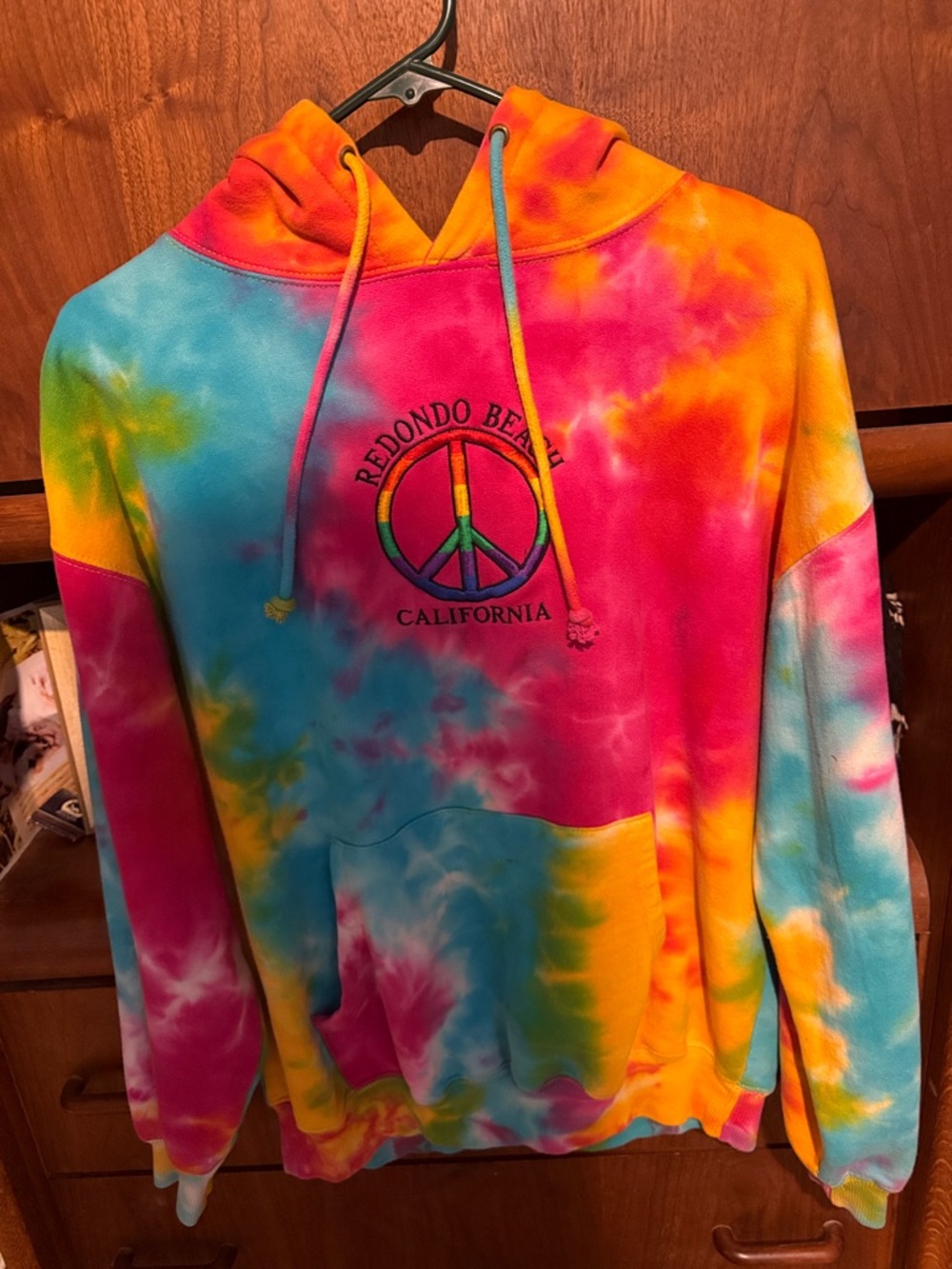 Redondo Beach Peace Sign Tie-Dye Hoodie - Vibrant Multicolor, size Large